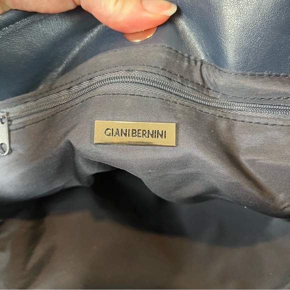 Gianni Bernini Embossed Leather Bag - Picture 11 of 16